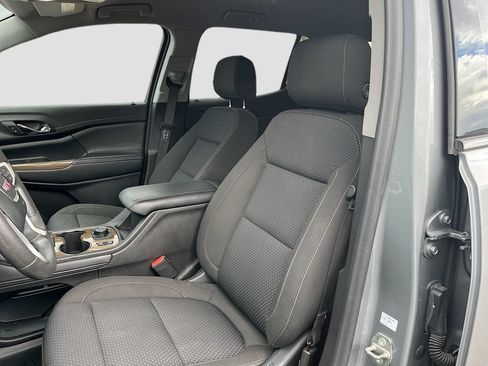 Used 2023 GMC Acadia SLE w/ Driver Convenience Package FWD image 22
