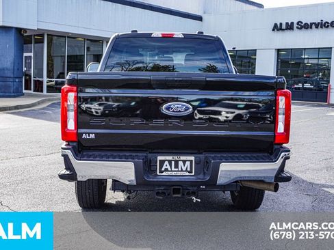 Used 2025 Ford F250 XLT image 11