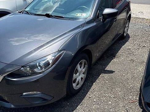 Used 2015 MAZDA MAZDA3 i Sport FWD image 13