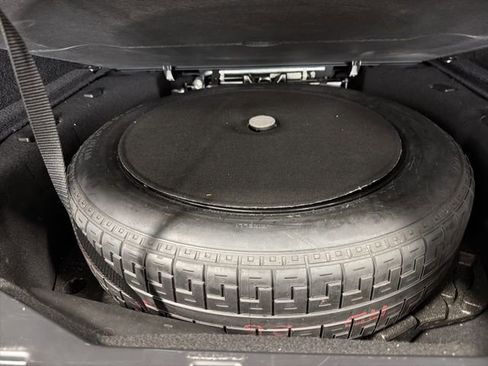 Used 2019 Land Rover Range Rover Autobiography image 49