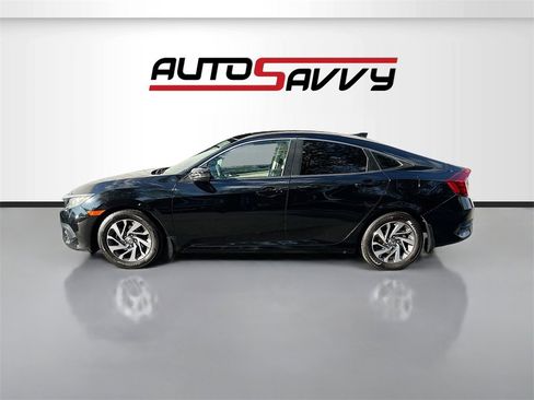 Used 2018 Honda Civic EX image 4