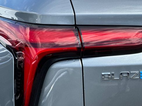 Used 2026 Chevrolet Blazer EV LT FWD image 44
