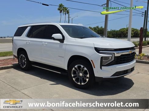Used 2025 Chevrolet Tahoe LS RWD image 1