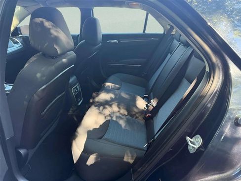 Used 2019 Chrysler 300 Touring w/ Sport Appearance Package RWD image 14