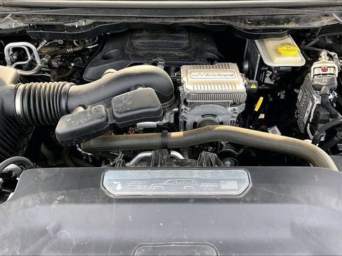 Used 2022 Jeep Wagoneer Series II AWD/4WD image 9