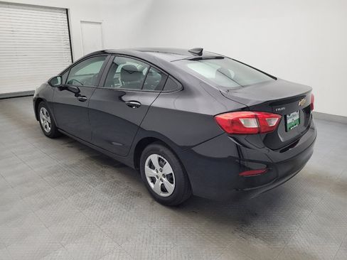 Used 2018 Chevrolet Cruze LS image 3
