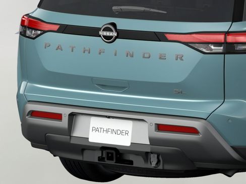 New 2026 Nissan Pathfinder SL w/ SL Premium Package FWD image 14