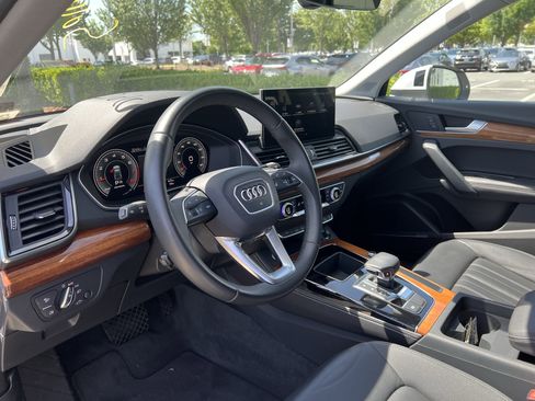 Used 2023 Audi Q5 2.0T Premium Plus w/ Premium Plus Package AWD/4WD image 17