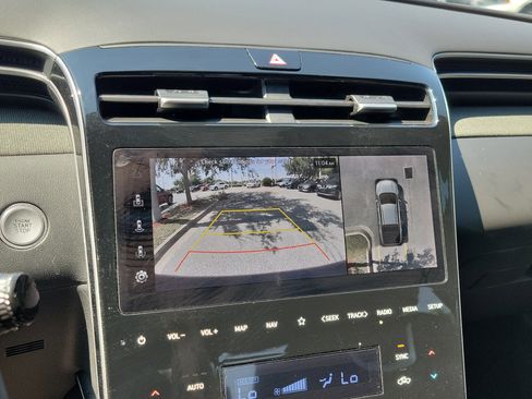 Certified 2024 Hyundai Santa Cruz Limited AWD/4WD image 8