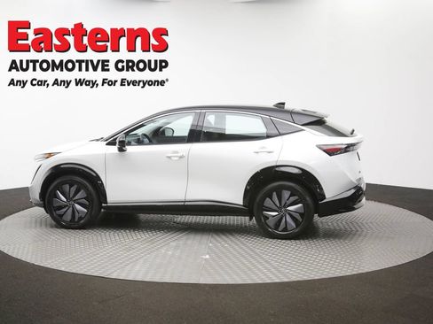 Used 2023 Nissan Ariya FWD image 54