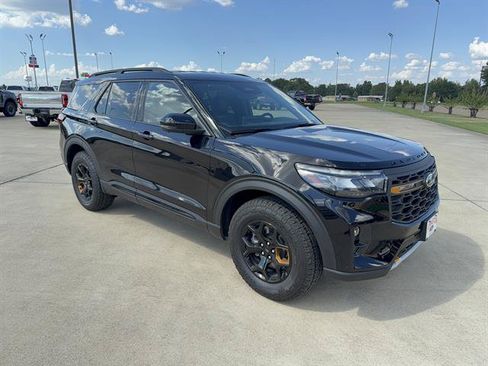 Used 2026 Ford Explorer Tremor w/ Tremor Convenience Package AWD/4WD image 2