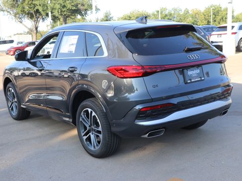 Used 2025 Audi Q5 Premium Plus image 13