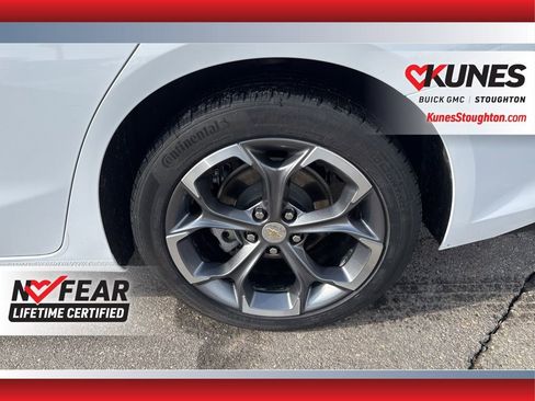 Used 2024 Chevrolet Malibu LT image 18