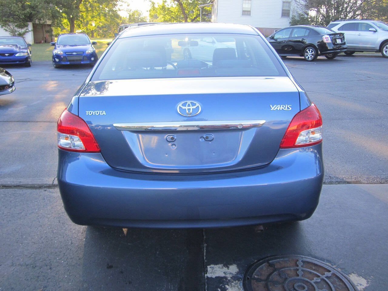 Used 2007 Toyota Yaris S FWD image 7