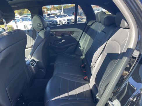 Used 2017 Mercedes-Benz GLC 300 4MATIC image 33