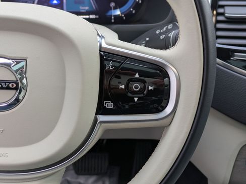 Certified 2023 Volvo XC90 B6 Plus w/ Protection Package Premier image 18