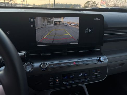 Used 2025 Hyundai Kona SEL image 25