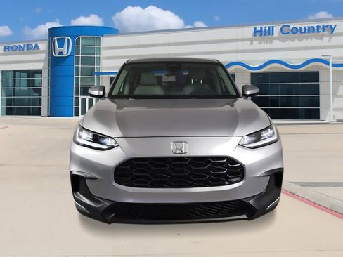 New 2026 Honda HR-V LX image 8