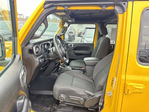 Used 2021 Jeep Wrangler Unlimited Sport image 21