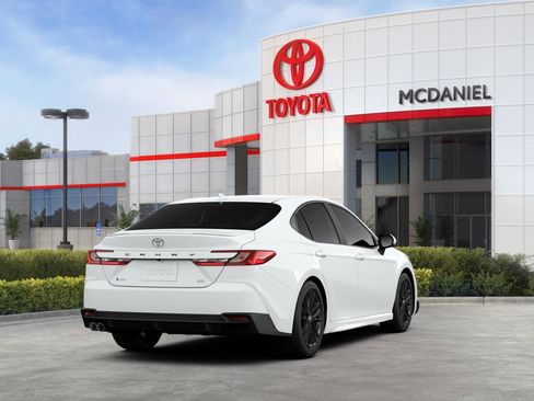 New 2026 Toyota Camry SE FWD image 32