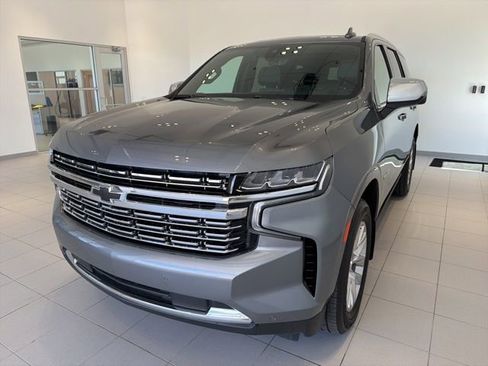 Certified 2022 Chevrolet Tahoe Premier w/ Premium Package AWD/4WD image 3