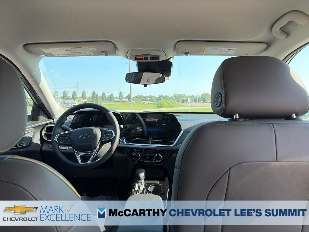 New 2026 Chevrolet Trax ACTIV w/ Driver Confidence Package FWD image 32