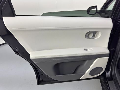 Used 2023 Hyundai Ioniq 5 SEL image 39