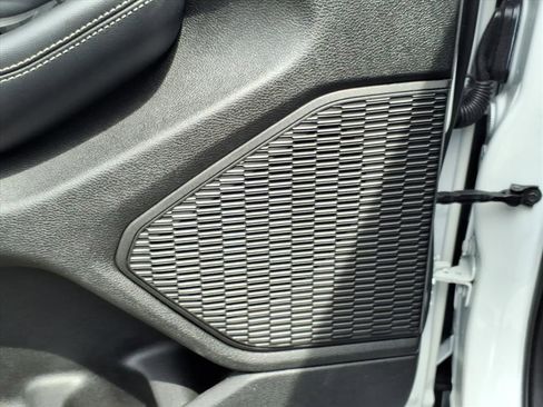 Used 2024 Jeep Grand Cherokee L Limited w/ Luxury Tech Group II image 23