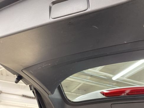 Used 2023 Nissan Rogue SV image 32