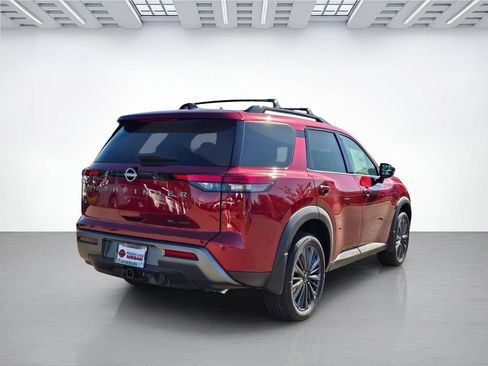 New 2026 Nissan Pathfinder SL w/ SL Premium Package (P04) AWD/4WD image 4