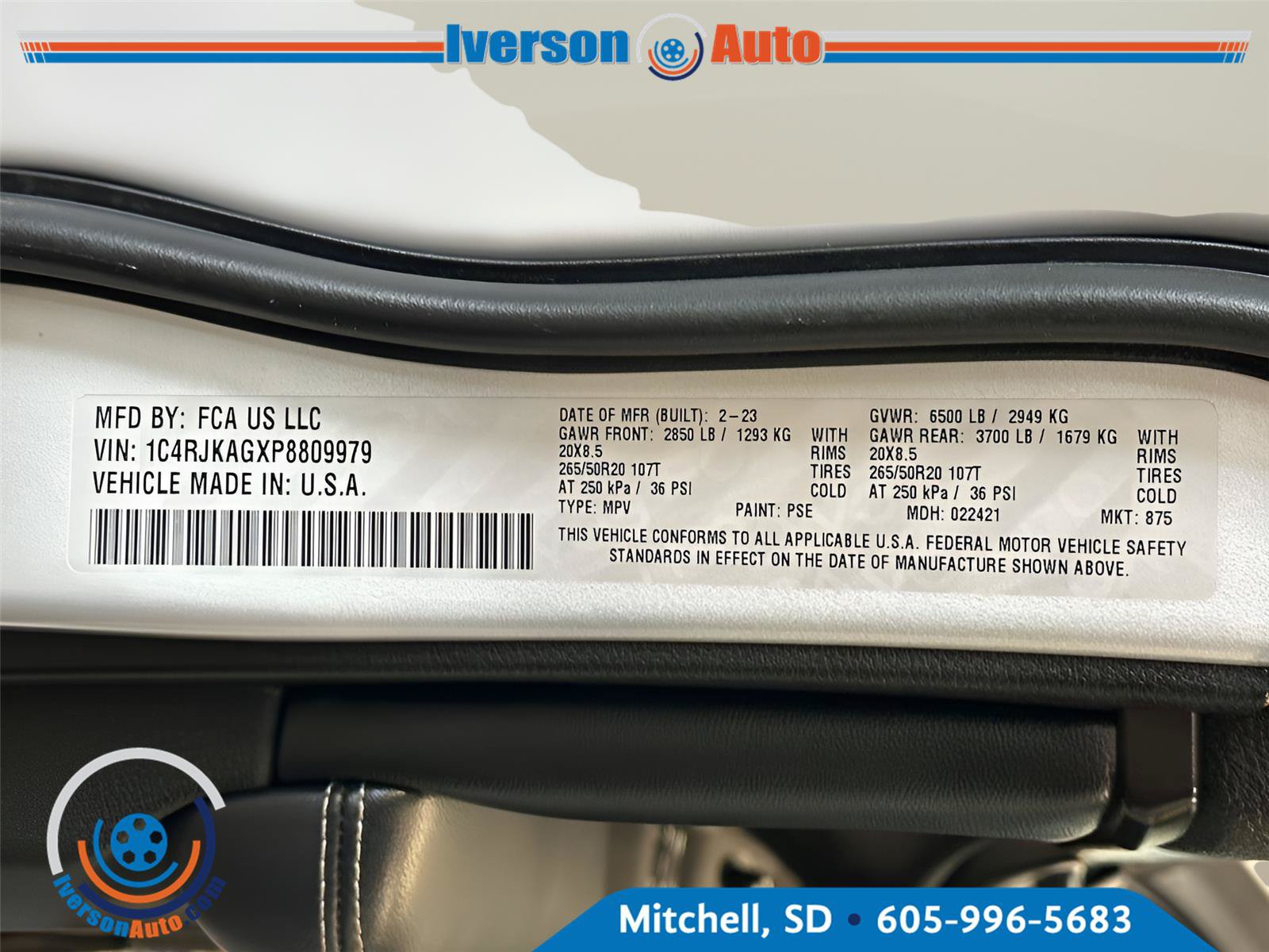 Used 2023 Jeep Grand Cherokee L Laredo AWD/4WD image 12