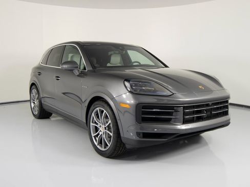 New 2026 Porsche Cayenne E-Hybrid image 12