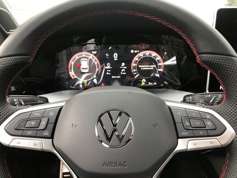 New 2026 Volkswagen GTI SE image 19