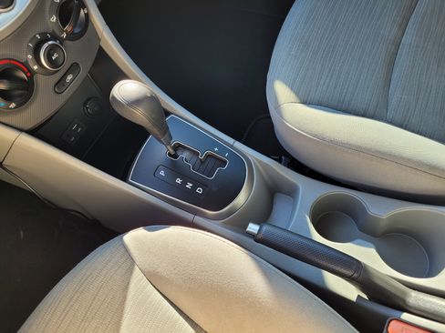 Used 2017 Hyundai Accent Value Edition image 21