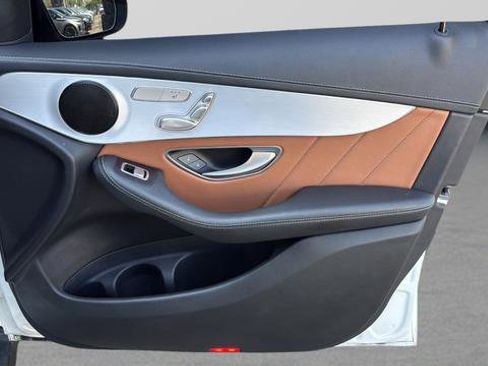 Used 2023 Mercedes-Benz GLC 300 4MATIC Coupe image 22