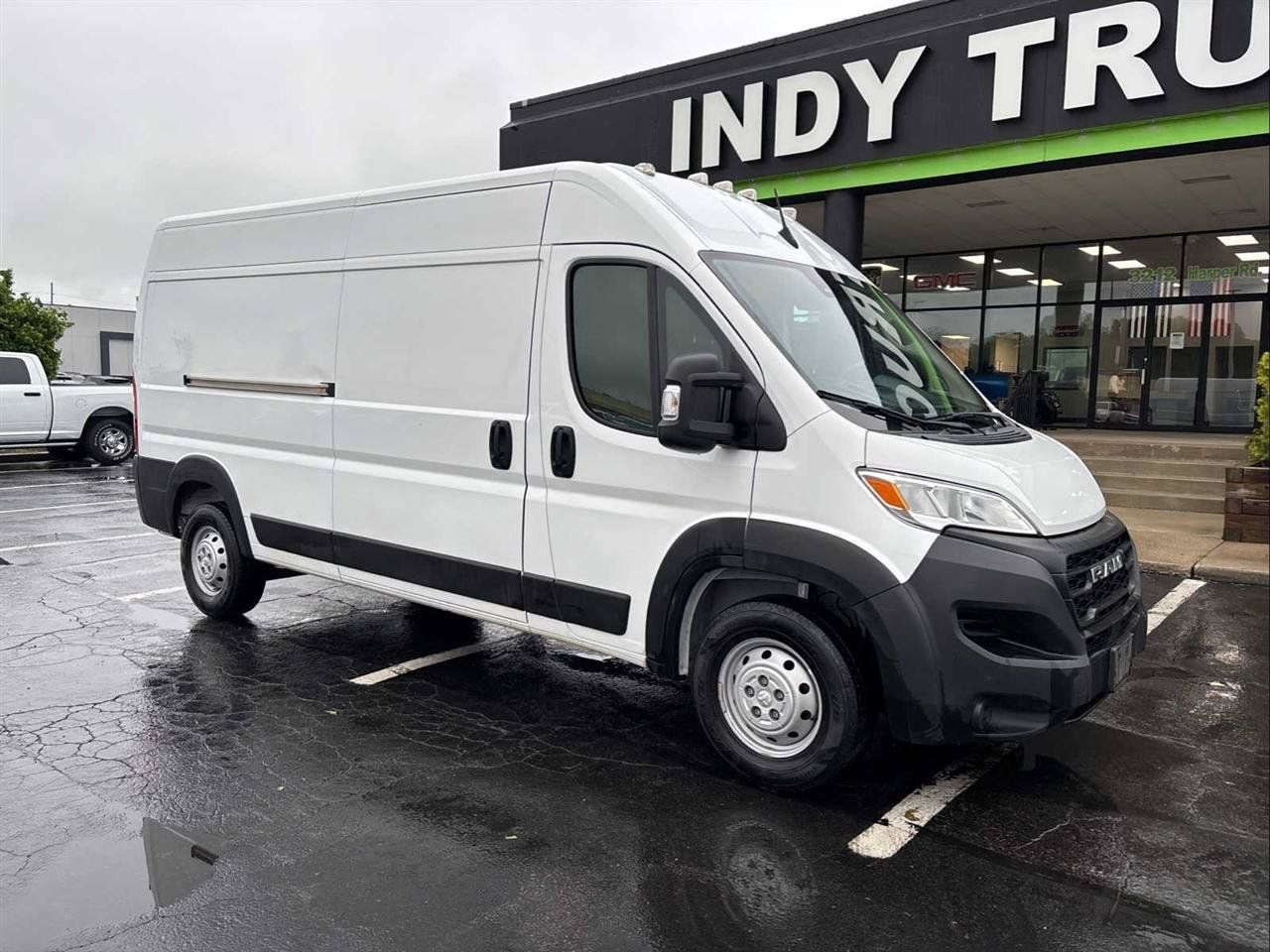 Used 2023 RAM ProMaster 2500 FWD image 2