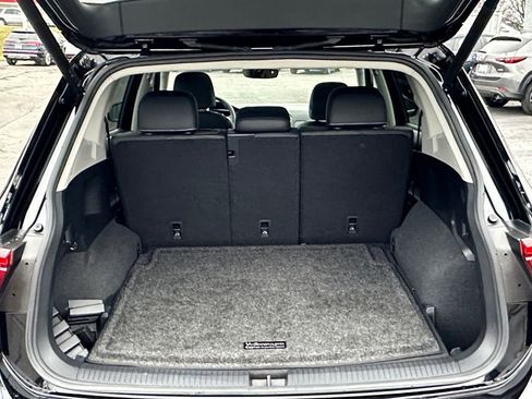 Used 2022 Volkswagen Tiguan SE image 25