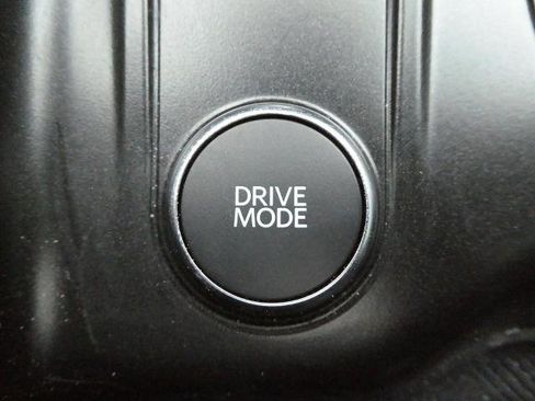 Certified 2025 Ford Explorer ST image 29