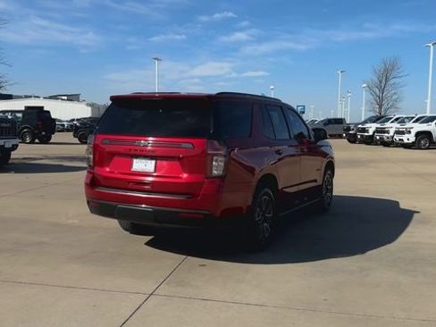 Used 2022 Chevrolet Tahoe Z71 w/ Luxury Package image 8
