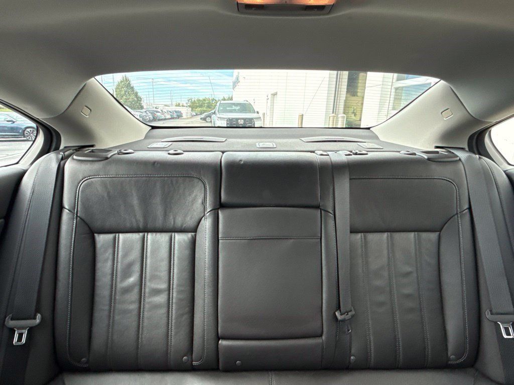 Used 2011 Buick Regal CXL Turbo w/ TO4 Preferred Equipment Group FWD image 9