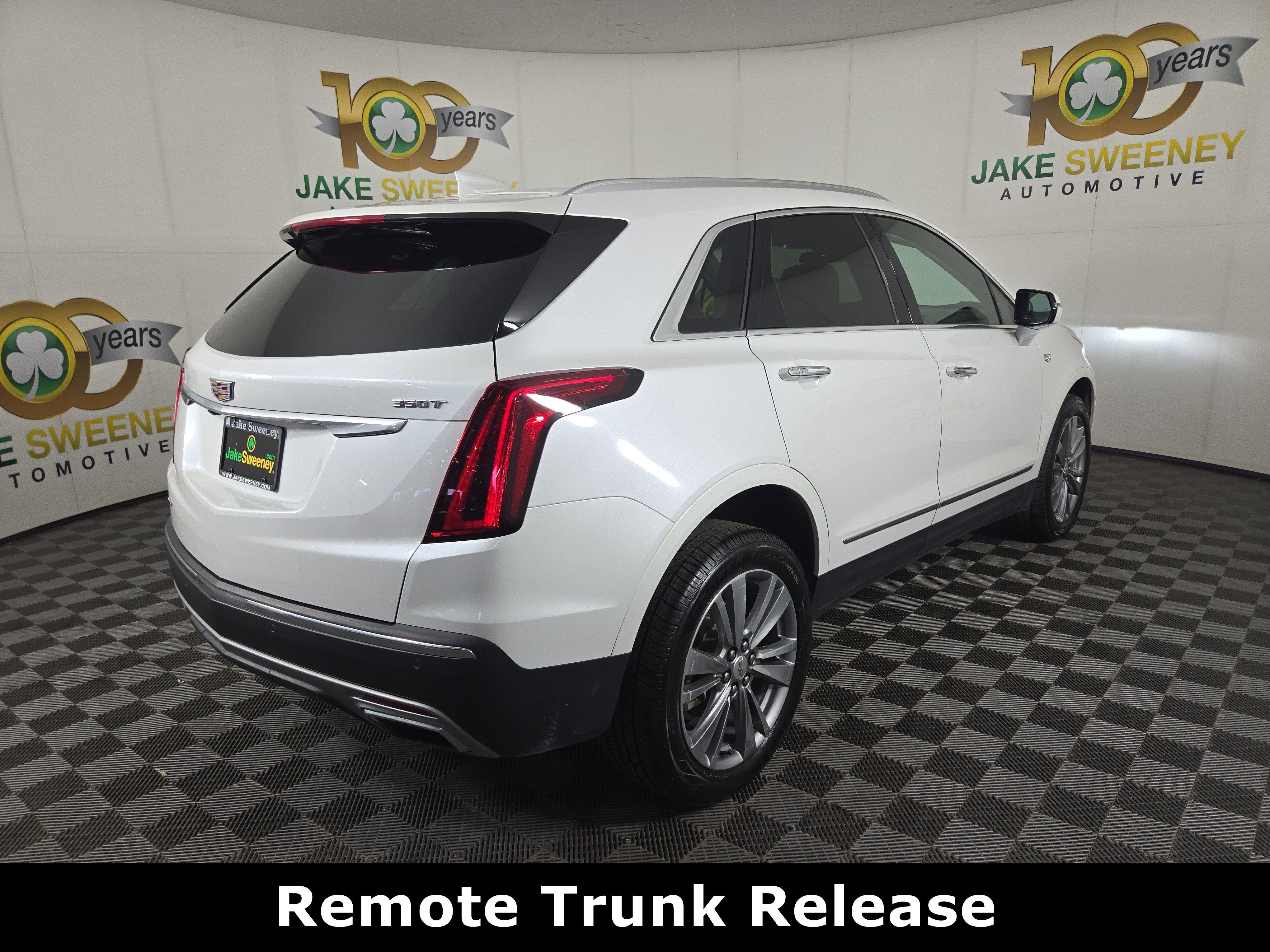 Used 2024 Cadillac XT5 Premium Luxury AWD/4WD image 9