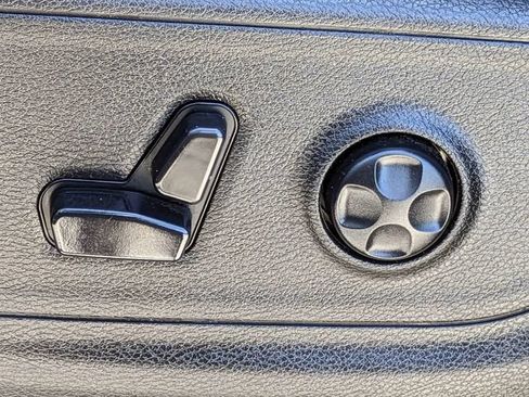 Used 2019 RAM 1500 Big Horn AWD/4WD image 20