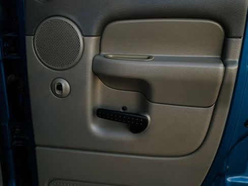 Used 2004 Dodge Ram 2500 Truck SLT w/ Trailer Tow Group image 33