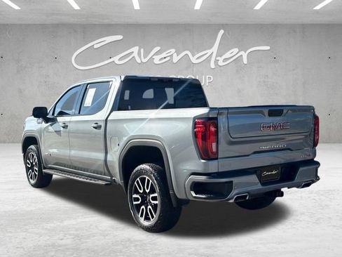 Used 2024 GMC Sierra 1500 AT4 w/ Technology Package AWD/4WD image 17