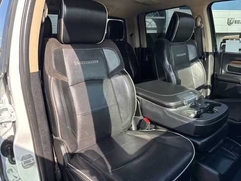 Used 2022 RAM 2500 Laramie image 11