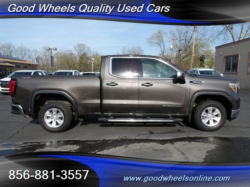 Used 2019 GMC Sierra 1500 SLE w/ SLE Value Package image 4