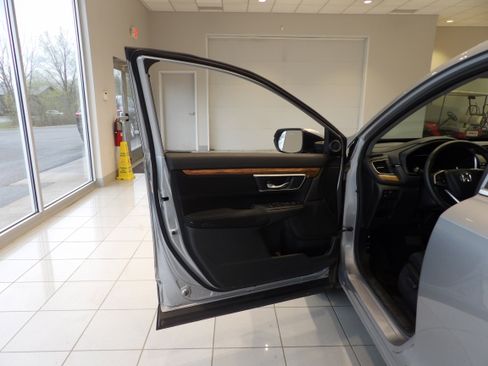 Used 2020 Honda CR-V EX image 9