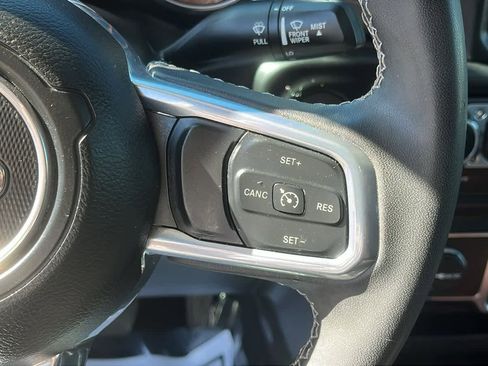 Certified 2023 Jeep Gladiator Overland image 14