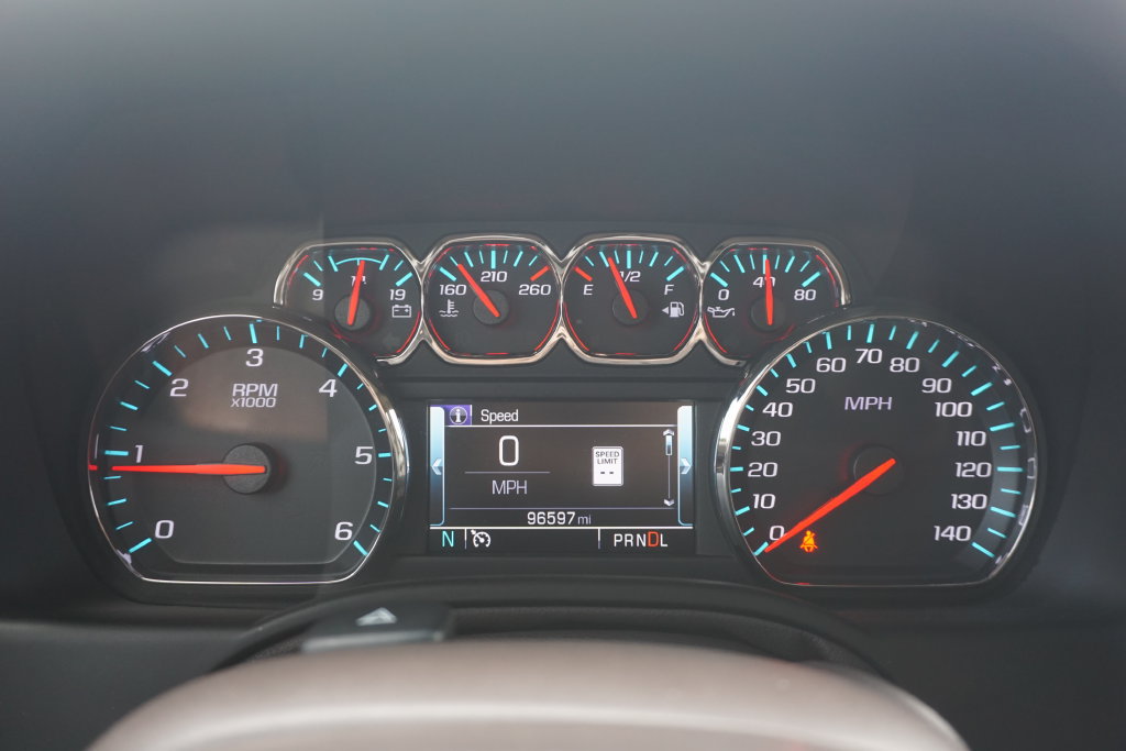 Used 2019 GMC Yukon XL SLT w/ Open Road Package RWD image 5