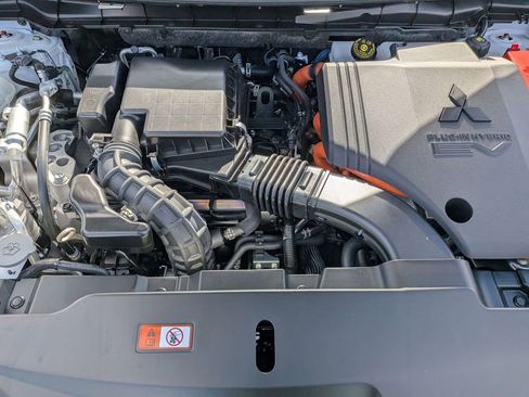 New 2025 Mitsubishi Outlander SEL image 31